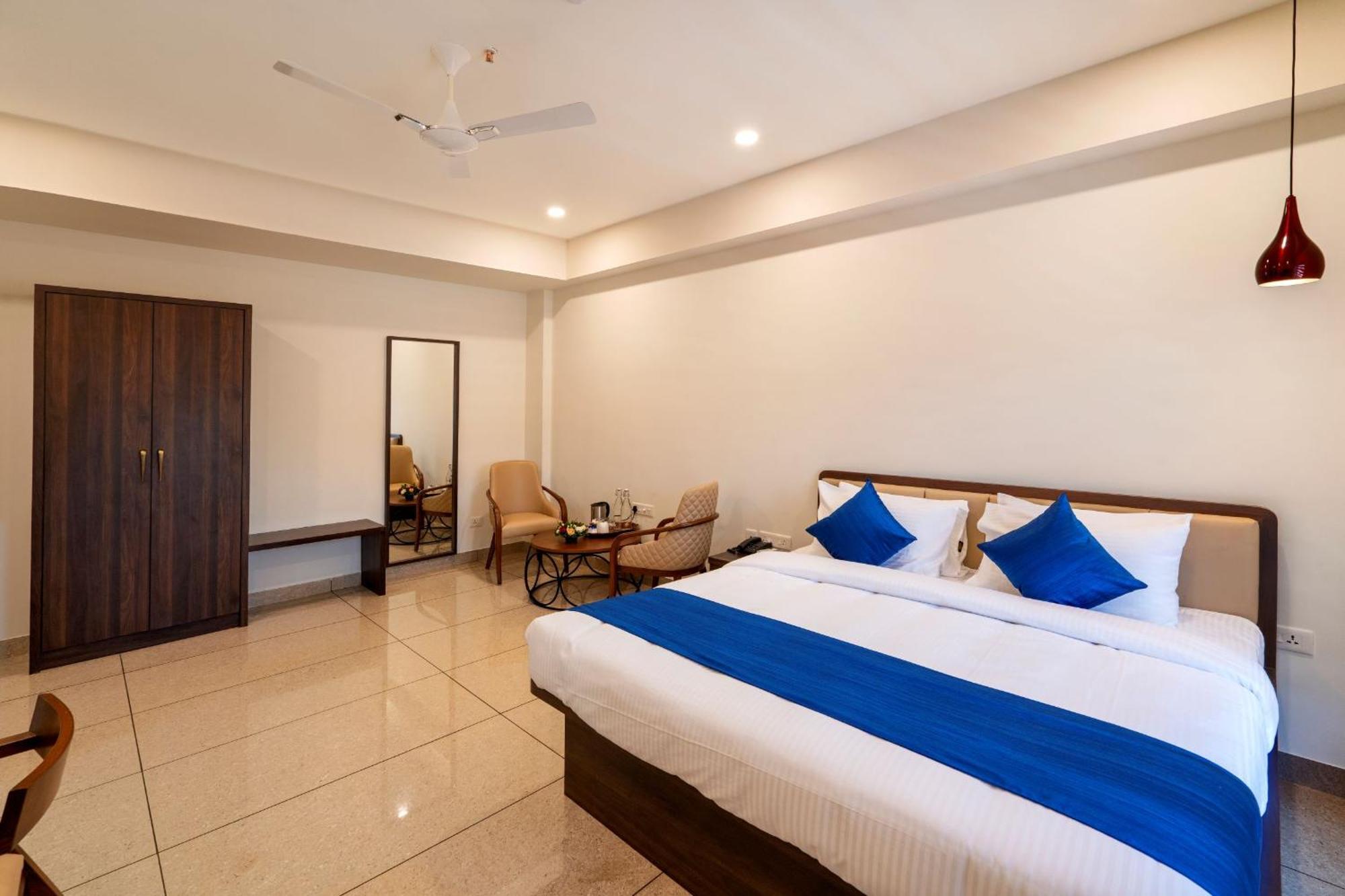 Kumbanad Heritage Hotel Vennikulam Exterior photo